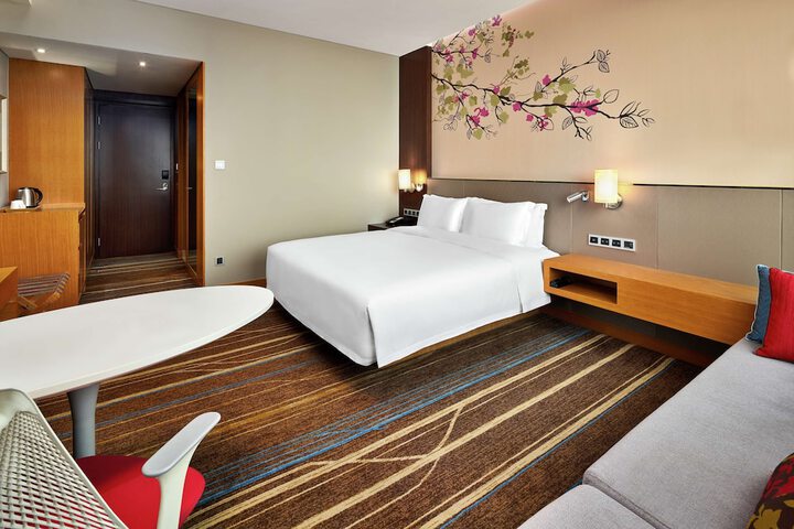 Room 14 of 70