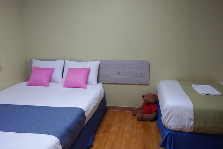 Room 18 of 44