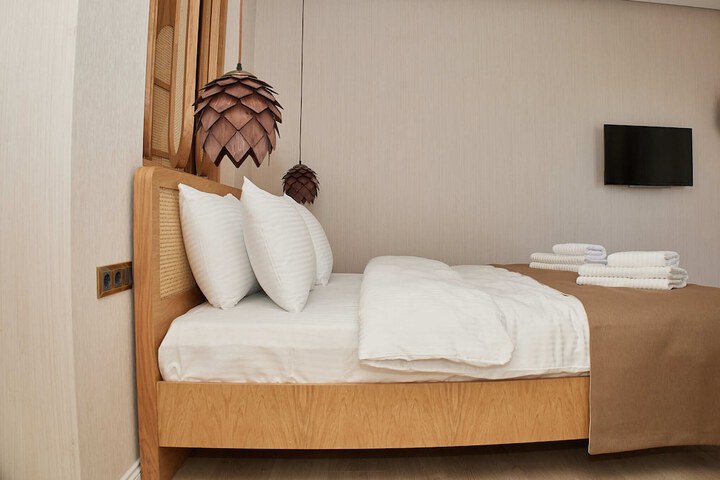Room 3 of 39