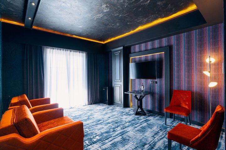 Room 54 of 199