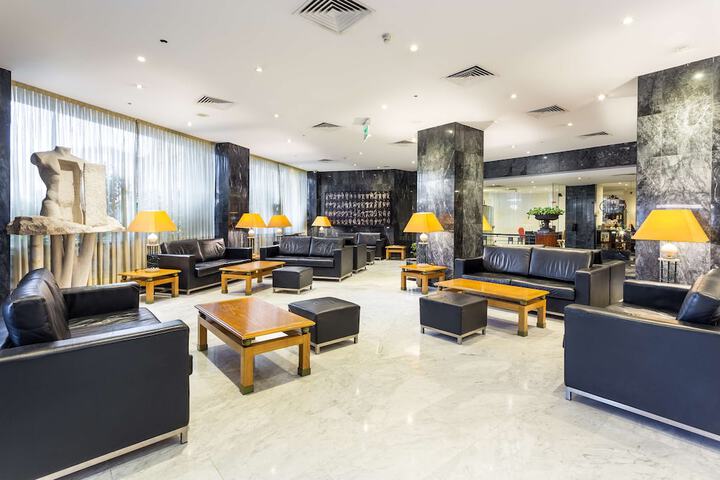 Hotel Lobby