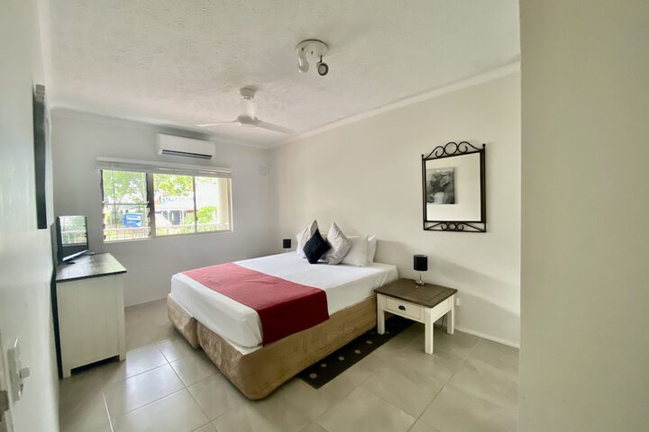 Room 8 of 55