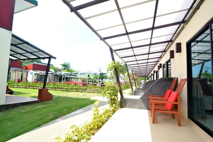 Terrace/Patio 57 of 142