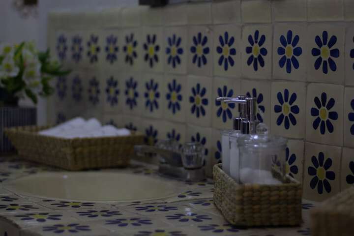 Room 25 of 36