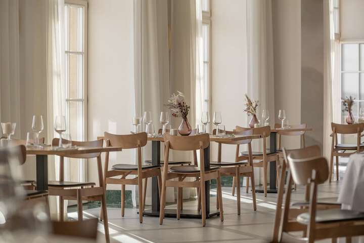 Dining 87 of 127
