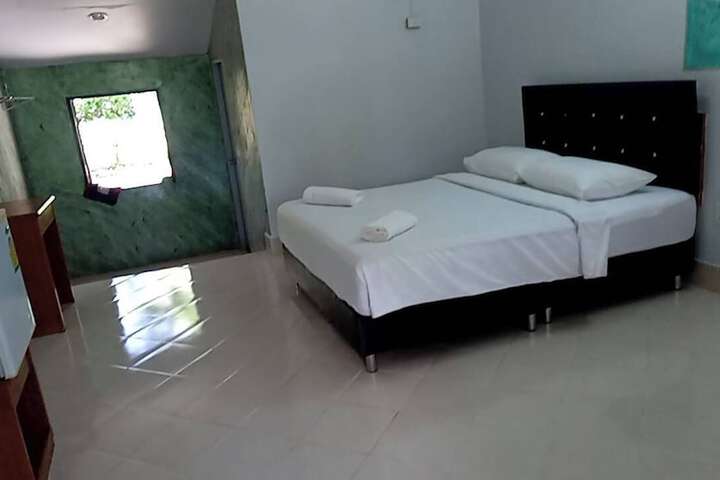 Room 15 of 41