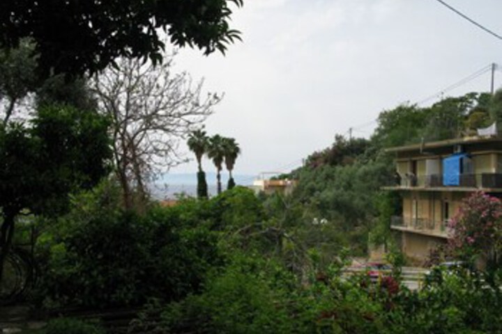 Hotel Exterior 23 of 42