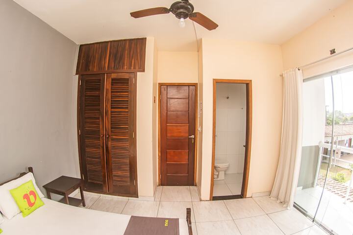 Room 15 of 40