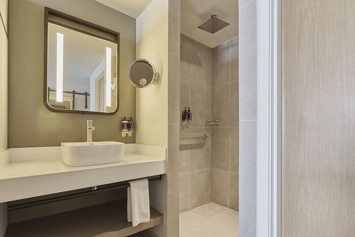 Clean Restrooms