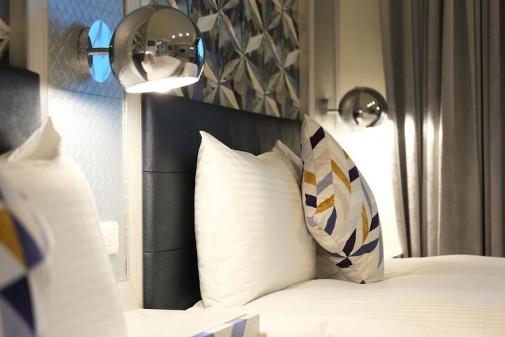Room 10 of 67