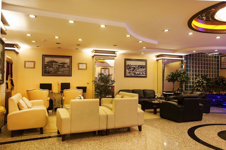 Lobby Photo