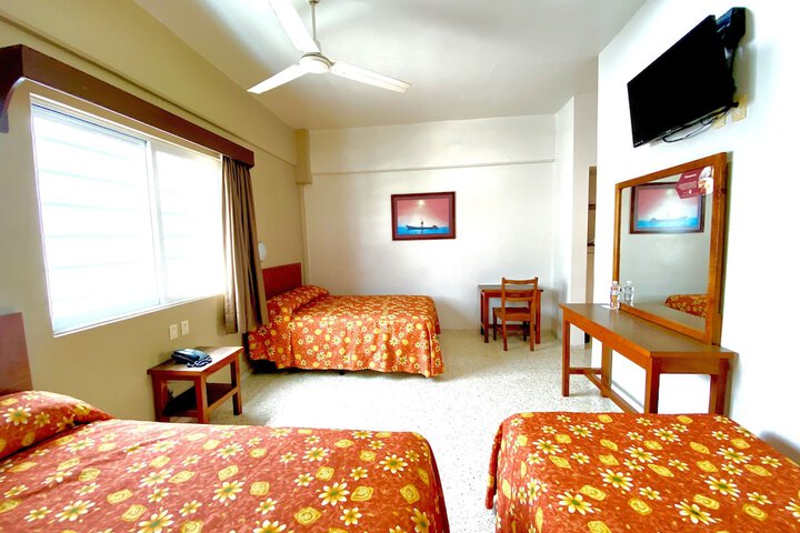 Room 11 of 22