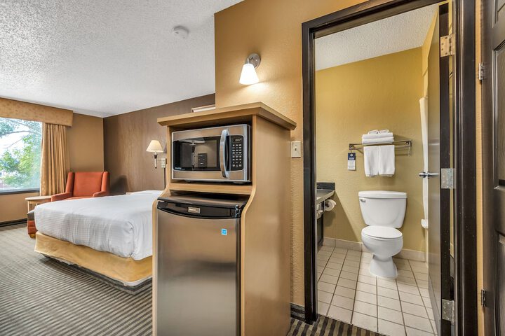 Room 7 of 49