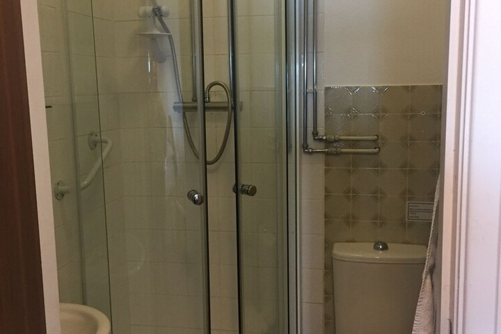 Room 54 of 74