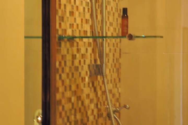 Room 23 of 36