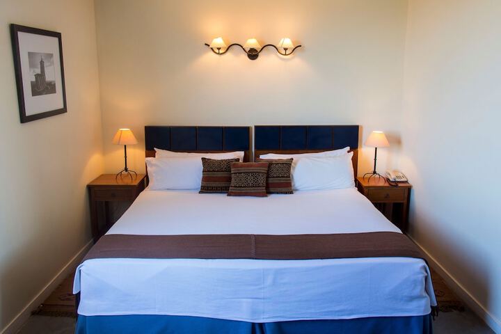 Room 14 of 33