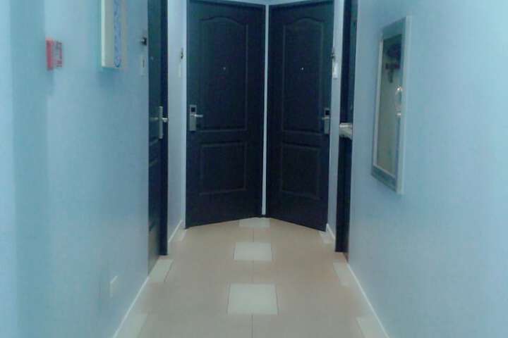 Ballroom/Hall 83 of 91
