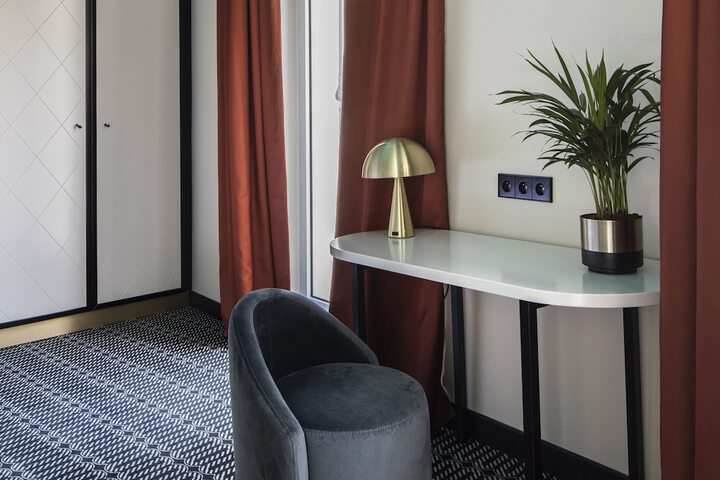 Room 47 of 138