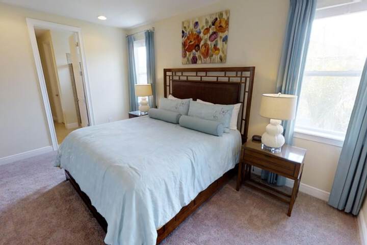Room 3 of 47
