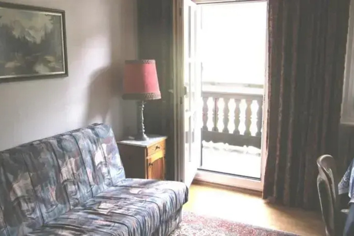 Room 7 of 15