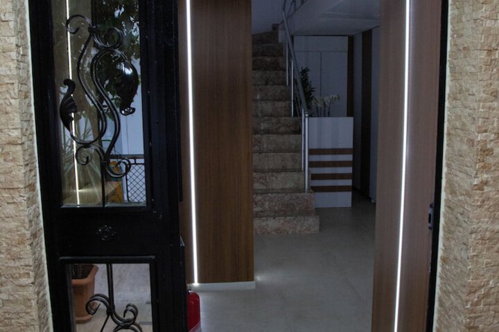 Hotel 147 of 151