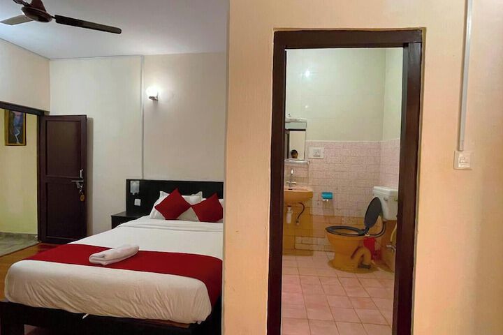 Room 3 of 21