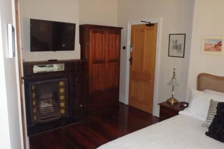 Room 21 of 47