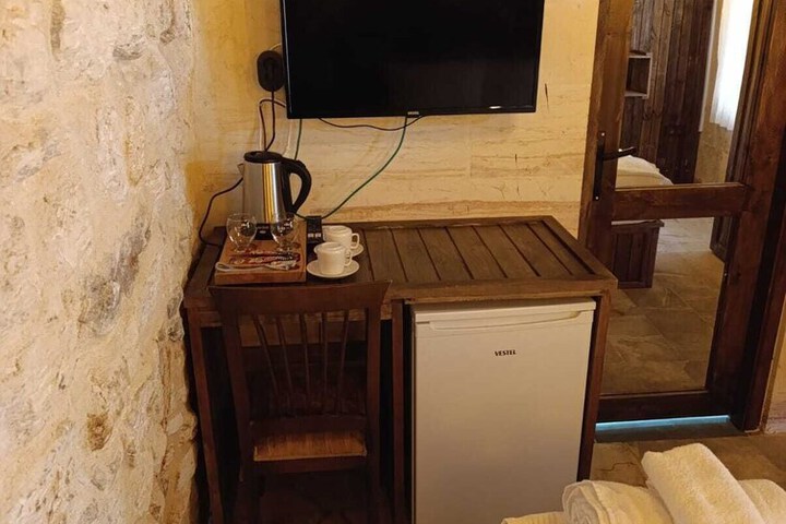 Room 20 of 46
