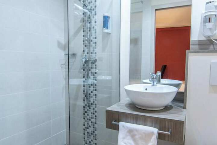 Bath Photo