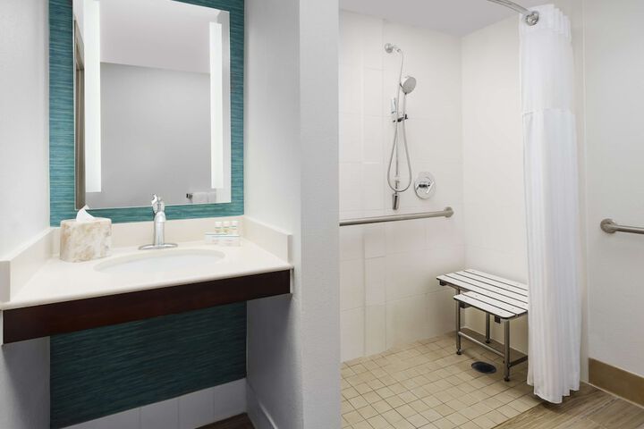 Bathroom shower