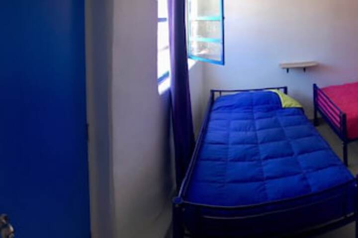 Room 6 of 11
