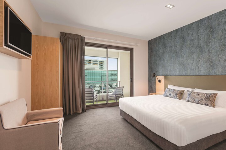 Room 21 of 72