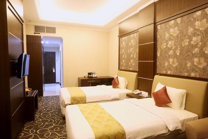Room 5 of 56