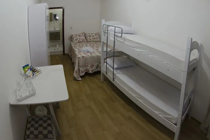 Room 3 of 8