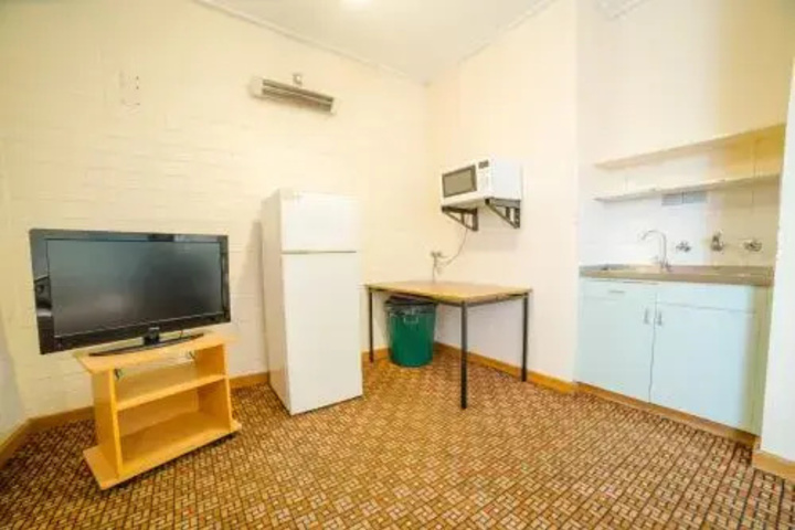 Room 3 of 19