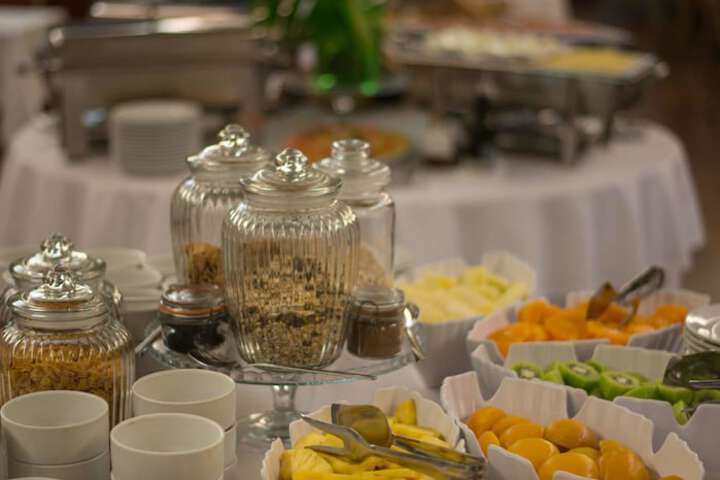 Dining 83 of 129