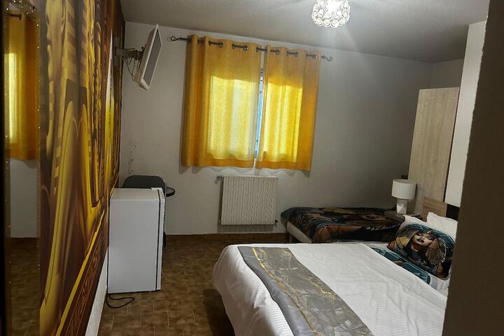 Room 14 of 43