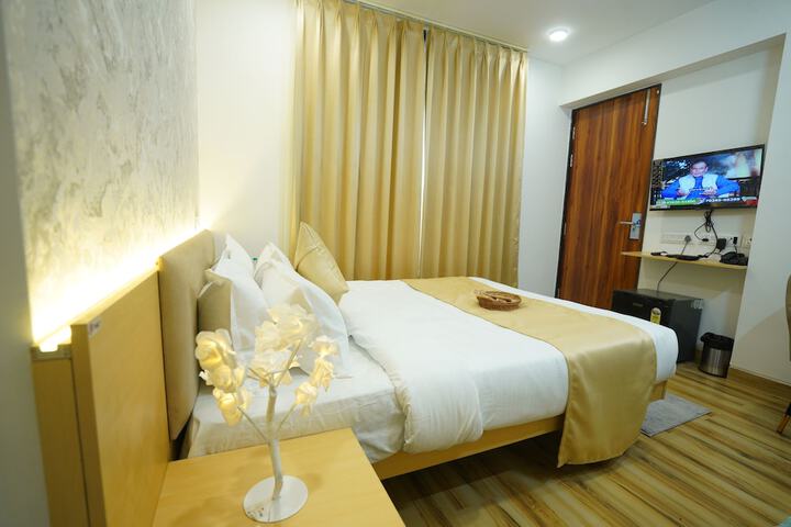 Room 20 of 93