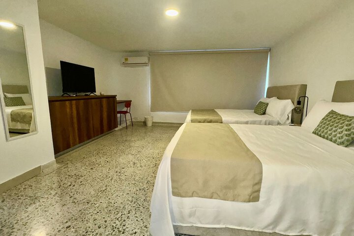 Room 15 of 29