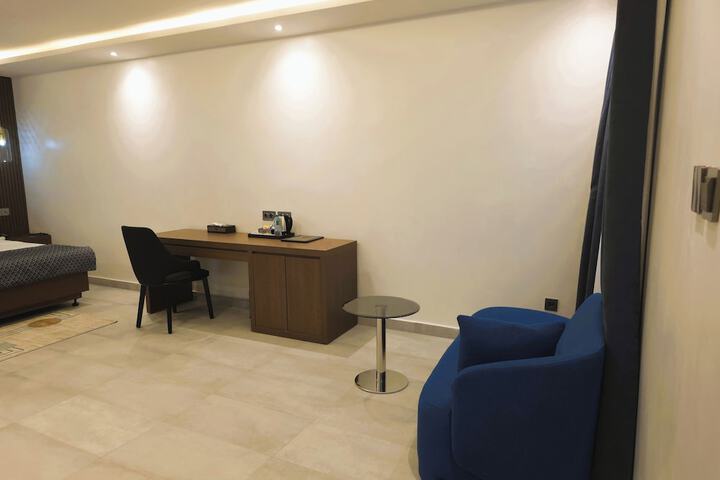 Room 16 of 29