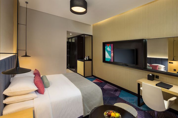 Room 10 of 51