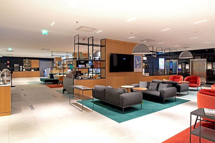 Hotel 68 of 80