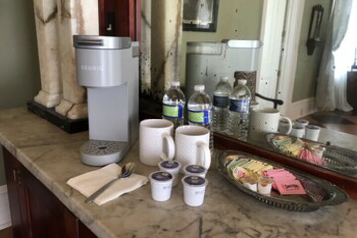 Breakfast/Coffee Service 13 of 52