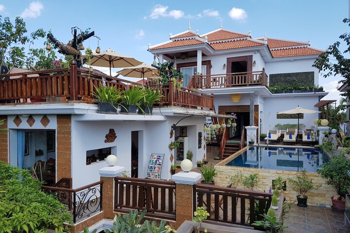 Hotel 95 of 99