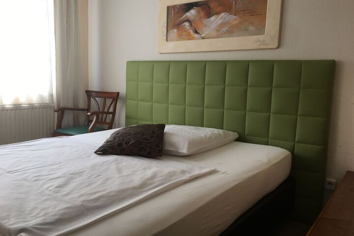 Room 5 of 39