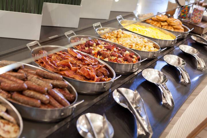 Breakfast meal