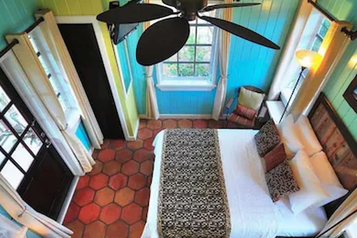 Room 14 of 75