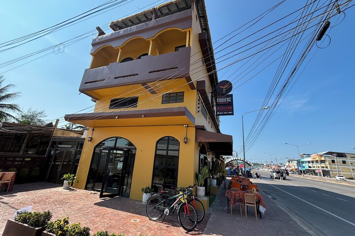 Hotel 78 of 94