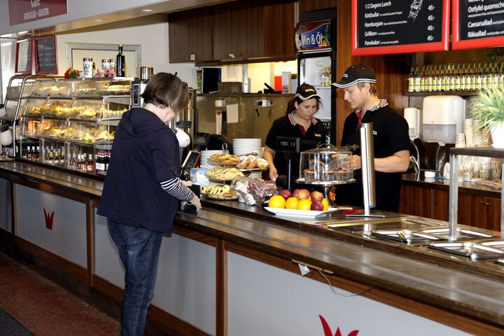 Food court