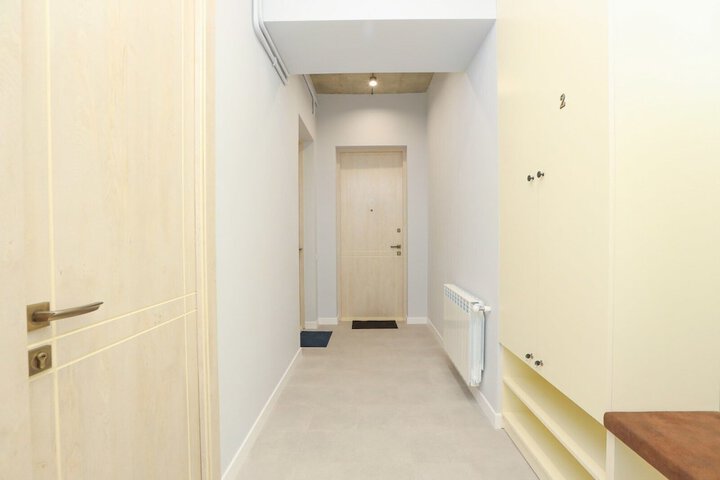 Ballroom/Hall 117 of 126